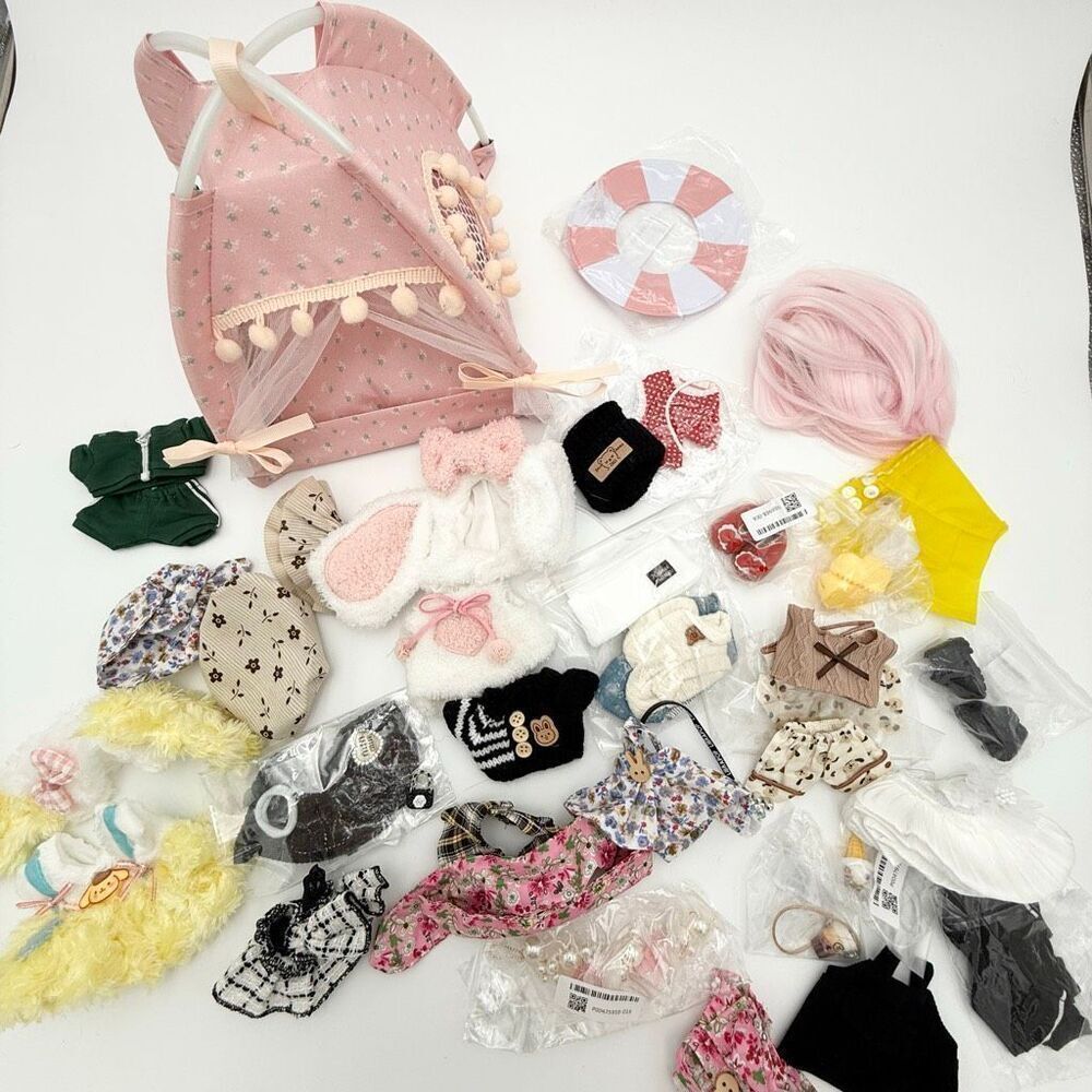 No Brand Labubu Fashion Sets of Clothing and Pink Tent Toy - New